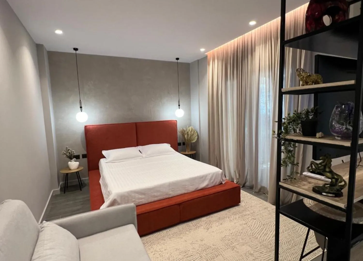 Vega Appartement 2 ゴーレム アルバニア